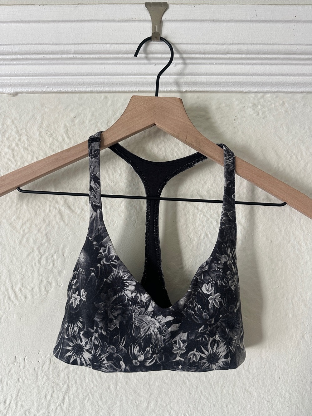 Lululemon Arise Black and White Floral Sports Bra